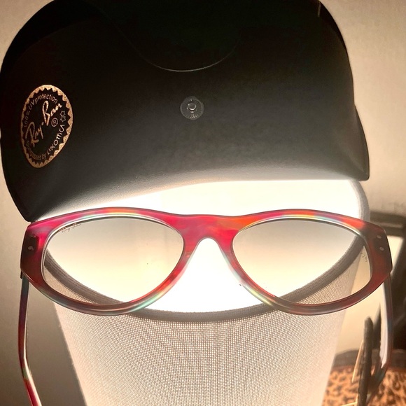 Ray-Ban Vagabond Sunglasses - Picture 12 of 15